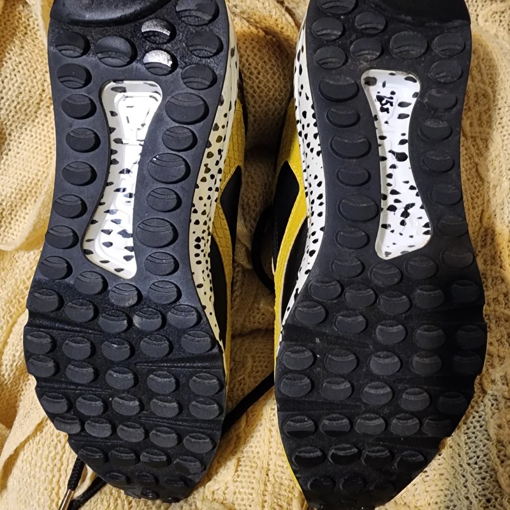 Steve Madden Cliffhanger Sneakers - Picture 9 of 10